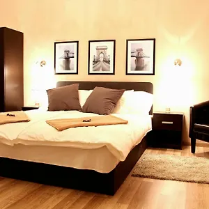 *** Bed & Breakfast Budapest Ville Bed & Breakfast Hungary